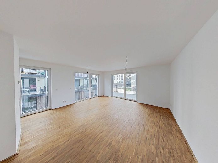 Stilvolle 2-Zimmer-Wohnung mit Balkon und EBK! – Foto 2