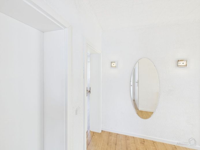 Familientraum in Saarlouis: Großzügiges Einfamilienhaus mit weitläufigem Garten in ruhiger Lage – Bild 11