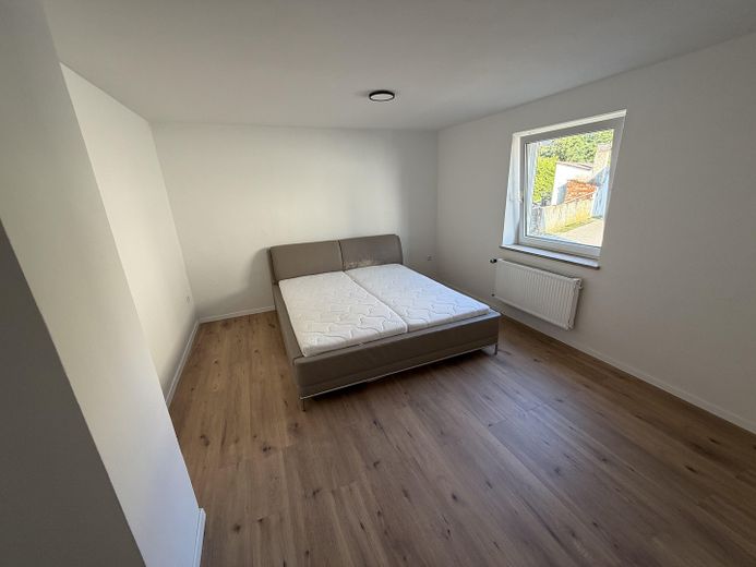Appartamento ristrutturato e arredato di 3 locali a Ingolstadt-Hagau - 75 m2 – Foto 29