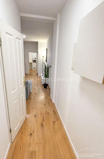 Modern möblierte 2-Zimmer-Wohnung mit Balkon in Obergiesing – 4feaec0d50cfb5893aefb01fd8bba9d98b28ac81.jpg