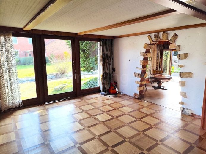GROSSZÜGIGES HAUS + TOLLE MATERIALIEN! ++ IDEAL FÜR PFERDEHALTUNG ODER ÄHNLICHES! ++ – WOHNBEREICH