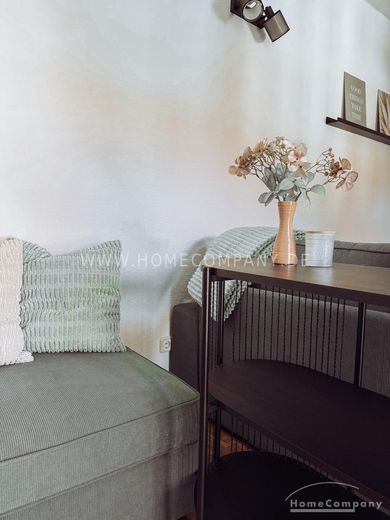27204140 HomeCompany Dresden सुसज्जित/Furnished बालकनी सहित Pirna में 3-कमरों वाला अपार्टमेंट, अधिकतम 3 व्यक्ति – 1c7e8433085784475e99ce2c6e405ca3c70973e6.jpg