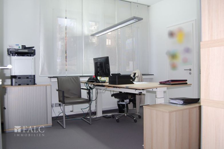 +++Vielseitiges 4 Mehrfamilienhaus oder exklusiver Firmensitz in Bad Wildungen+++ – Büro 4_EG