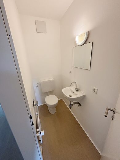 Zentrale Eigentumswohnung in Siegburg, Kaldauen zu verkaufen – Gäste-WC