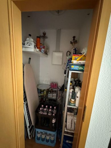 Gemütliche 3-Zimmer-DG-Wohnung (64 qm) – Perfekt für Studenten & Pendler nahe FH Niederrhein – Abstellkammer