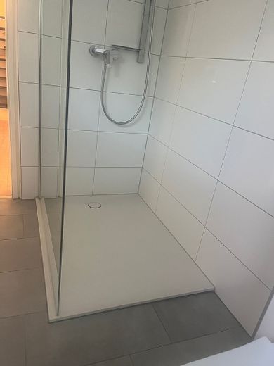 Wunderschöne Dreizimmerwohnung mit Garten und Terrasse – Foto 8