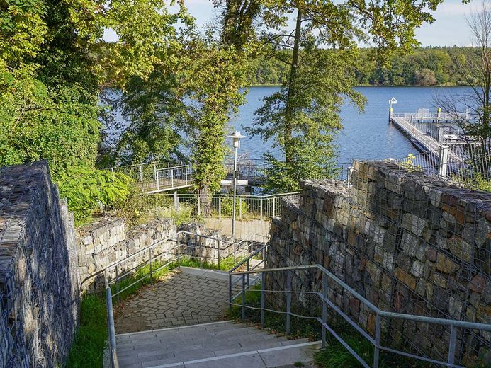 3-pokojowe mieszkanie na piętrze z balkonem w willowej dzielnicy – Foto 8