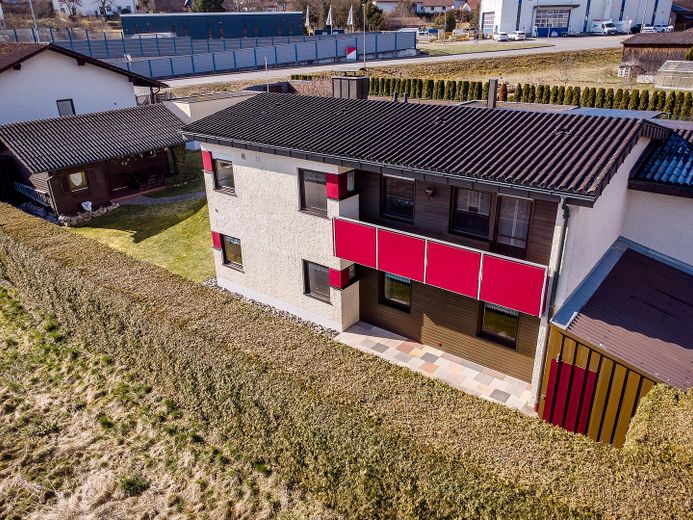 Charmantes Einfamilienhaus mit Garten und drei Garagen in Roding-Wetterfeld – Foto 33