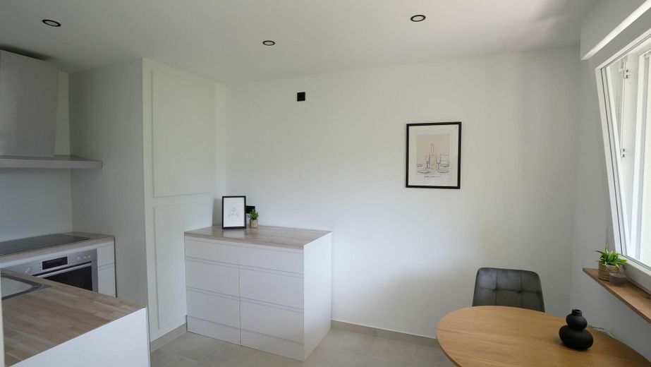 Morderne, sanierte 3 Zimmer Wohnung zum Erstbezug und Provisionsfrei – Küche