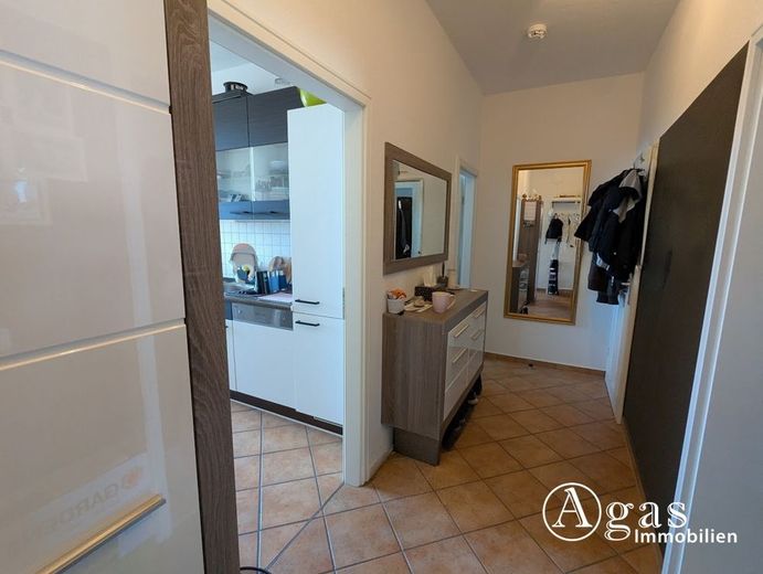 Schöne 3-Zimmer-Wohnung mit Wintergarten zentral in Eberswalde – Flur
