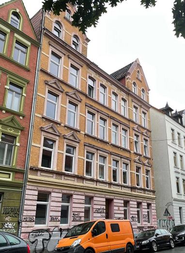 2-Zimmer Altbauwohnung an der Leibnitz Uni und Welfengarten / inklusive Küche – Lage