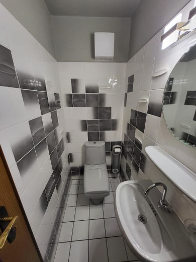 Helle 2-Zimmer Wohnung in guter Lage – Gäste WC