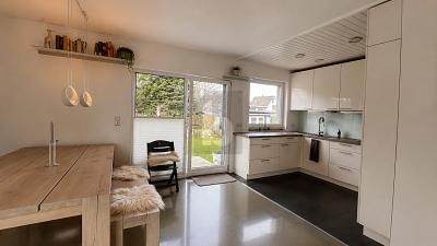 IHR NEUES ZUHAUSE: STILVOLL MIT GARTENIDYLLE – 1781358218_ddeaa34.jpg