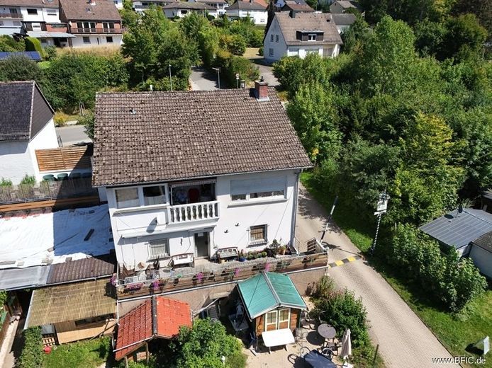 Campingplatz, Zimmervermietung und Gastronomie - gepflegte Familienexistenz in der Eifel – Einfamilienhaus
