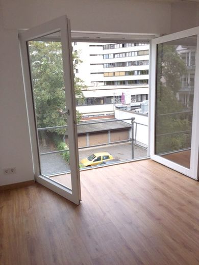 Appartamento 2° piano, ascensore, pochi passi dalla stazione ICE – Küche