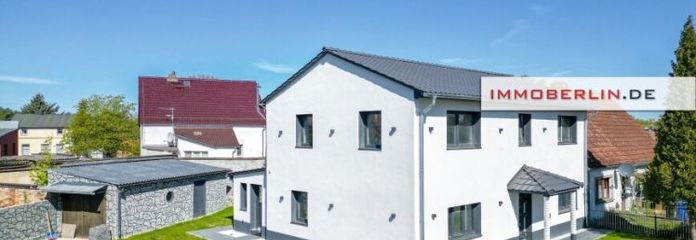 IMMOBERLIN.DE - Für den Ersteinzug nach Sanierung! Attraktives Haus mit Südgarten & Garage