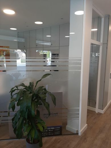 Büro mit Glasfront 