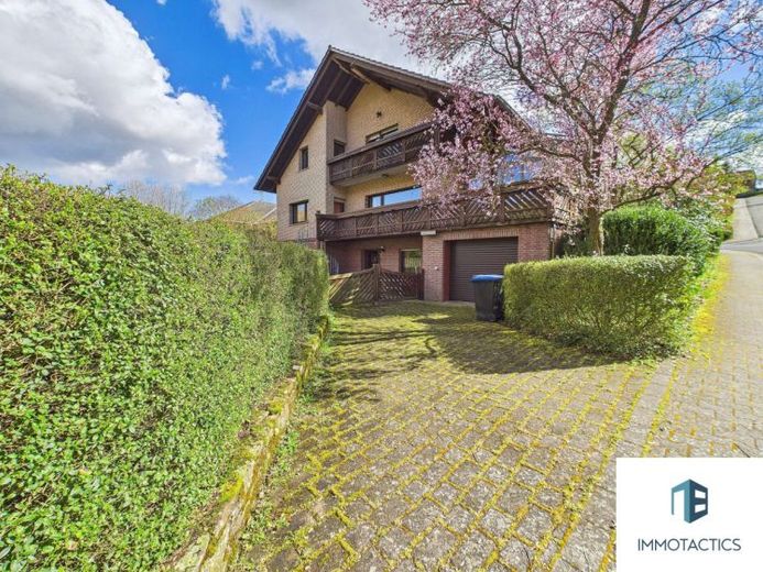 Großzügiges Wohnhaus mit Garten, Schwimmteich & Sauna - Viel Platz auf separaten Ebenen – Foto 1