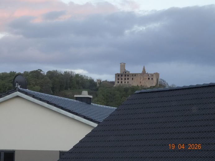 Blick zu Trimburg v. Bürofenst