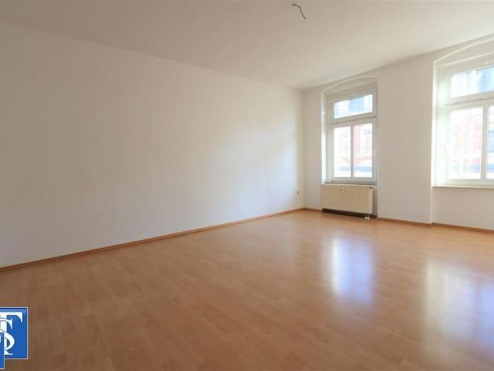 Objekt-Nr.: 24/24 - Schöne bezugsfreie 3-Zimmer-ETW mit Wanne und Balkon im 2. OG zentrumsnah in Plauen – Foto 1