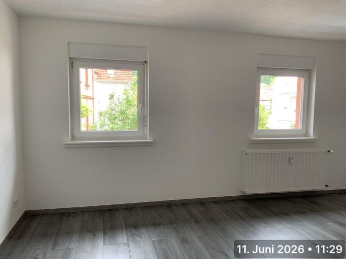 3 Zimmer Wohnung mit begehbarer Dusche – SZ /AZ