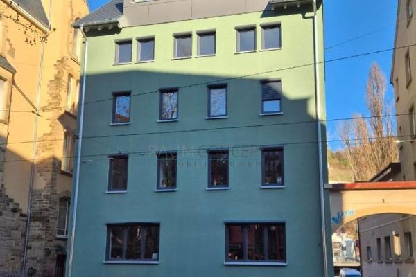Zewnętrzne miejsce parkingowe we Freiburgu – Schwarzwaldstraße 15, w pobliżu Starego Miasta i Dreisam