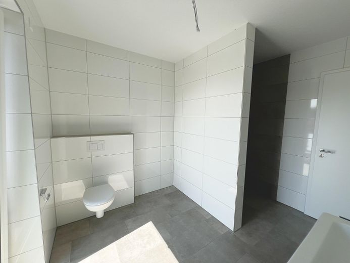 Erstbezug Neubau-Penthousewohnung – Bad