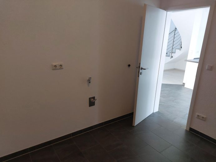 Langen - Moderne Maisonette im Herzen der Altstadt – HWR mit WAMA-Anschluss