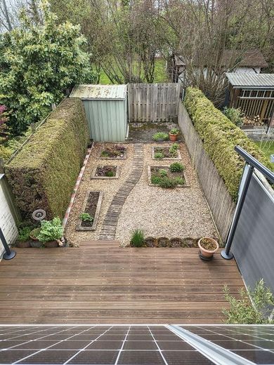 Modernisiertes Reihenmittelhaus in ruhiger Lage – Garten