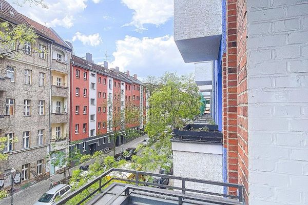 2-Zimmer-Wohnung mit EBK und Balkon, 54 m², zentral in Berlin-Neukölln